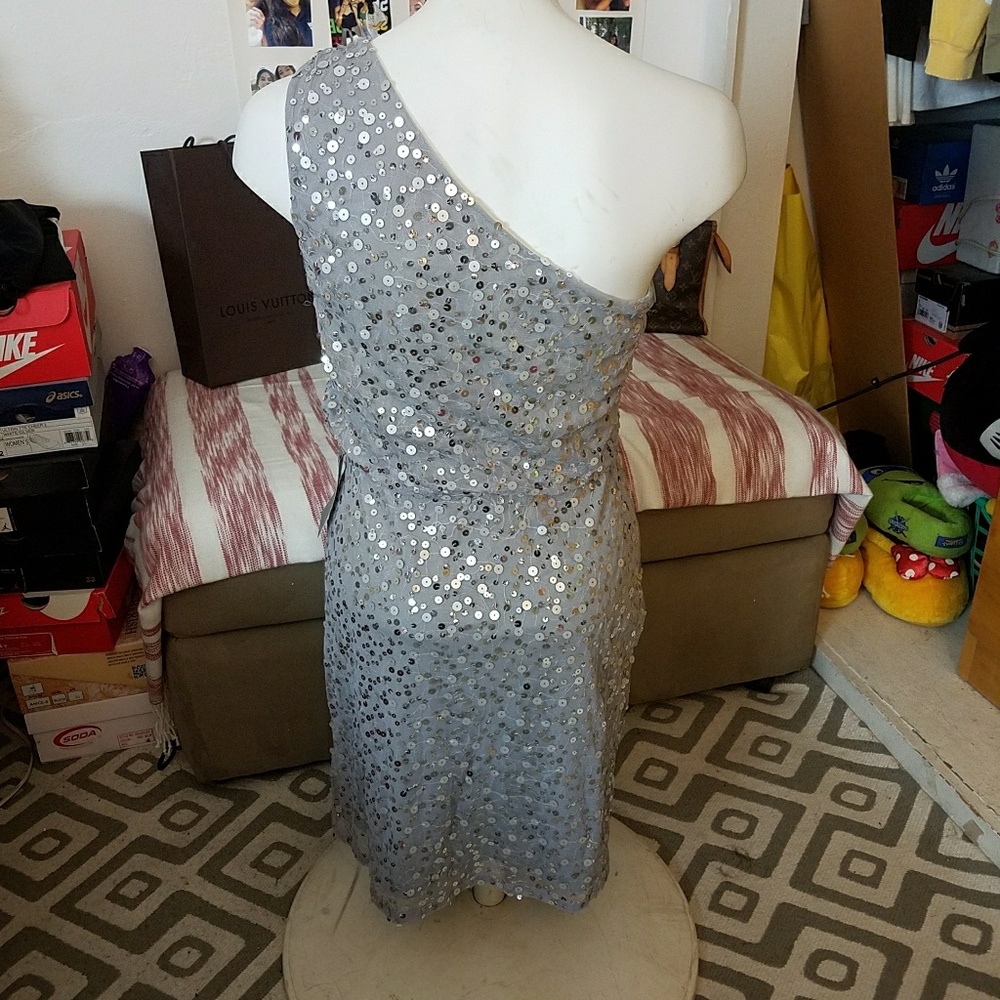 JS BOUTIQUE NEW YORK - Picture 2 of 6